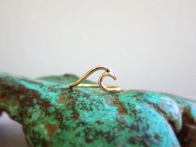 Solid 14kt Gold Wave Ring//Handcrafted//Made to Order//Minimalist Jewelry//Nautical image 8