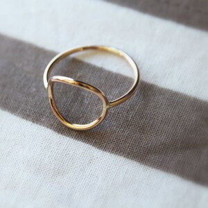 Full Circle Ring//Rose or Yellow 14kt Gold filled//Handcrafted image 5