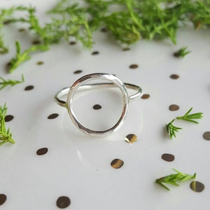 Full Circle Ring//Argentium Sterling Silver//Handcrafted//Made to order image 4