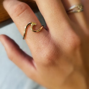 Solid 14kt Gold Wave Ring//Handcrafted//Made to Order//Minimalist Jewelry//Nautical image 7