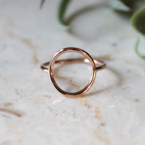 Full Circle Ring//Rose or Yellow 14kt Gold filled//Handcrafted image 3