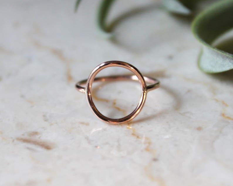 Full Circle Ring//Rose or Yellow 14kt Gold filled//Handcrafted image 3