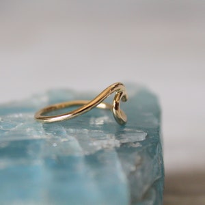 Solid 14kt Gold Wave Ring//Handcrafted//Made to Order//Minimalist Jewelry//Nautical image 6