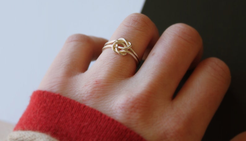 Hitched Double Knot Ring//Argentium Sterling Silver//Handcrafted image 3