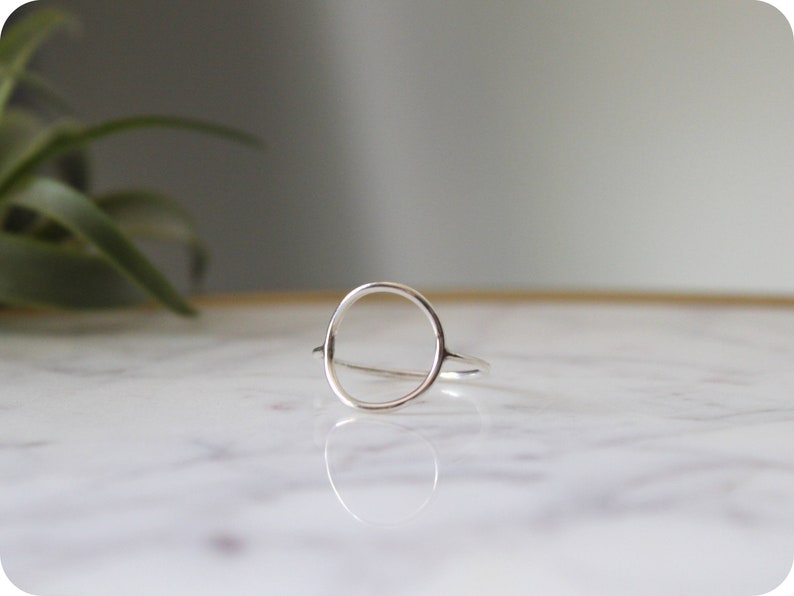 Full Circle Ring//Argentium Sterling Silver//Handcrafted//Made to order image 2