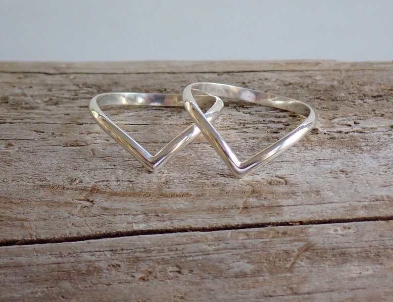 Stacking Chevron Rings//Sterling Silver//Made to Order image 3