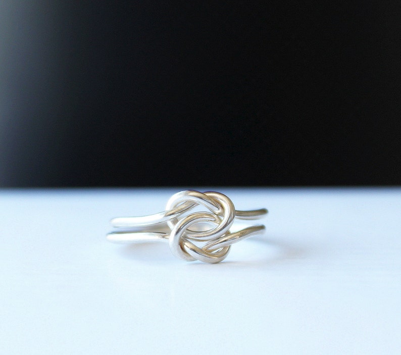 Hitched Double Knot Ring//Argentium Sterling Silver//Handcrafted image 4