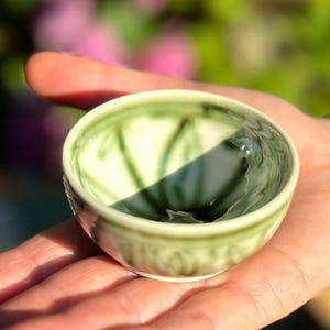 Small porcelain jewelry bowl.