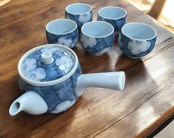 Vintage Japanese Arita Ceramic Tea Set Kyusu Side Handle Pot W/ Strainer And 5 Cups Pebbled Floral Blue And White Sometsuke Hand Painted