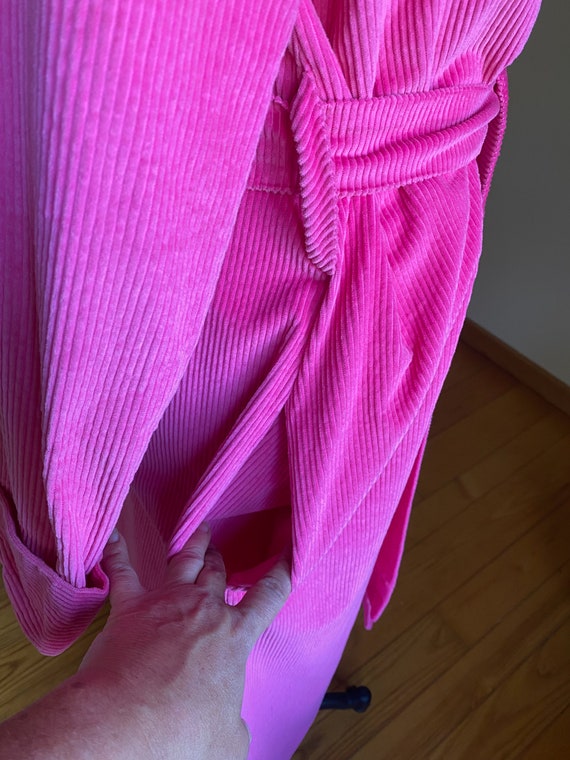 Vintage 70’s hot pink robe wide wale corduroy MAS… - image 5