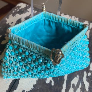 Bolso de mano vintage de los años 70 con cuentas y crochet, de paja turquesa y azul agua, MANTESSA Italia