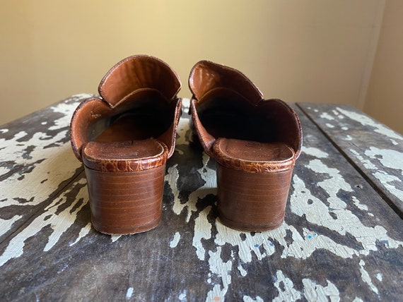 Vintage Y2K brown leather mules croc embossed sho… - image 6
