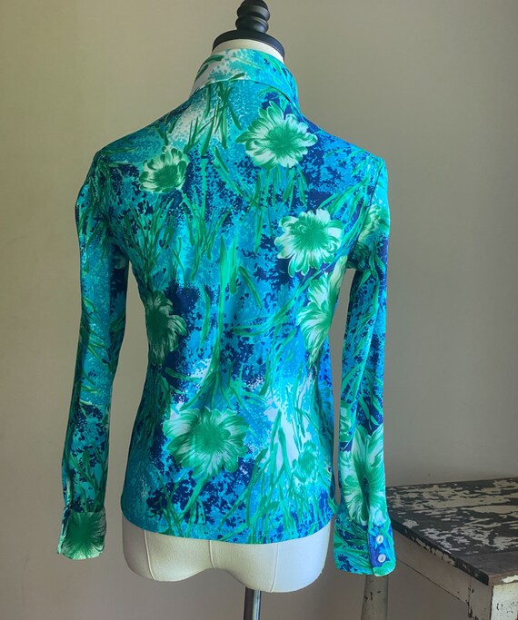 Vintage 70’s blouse blue & green mod floral print… - image 8