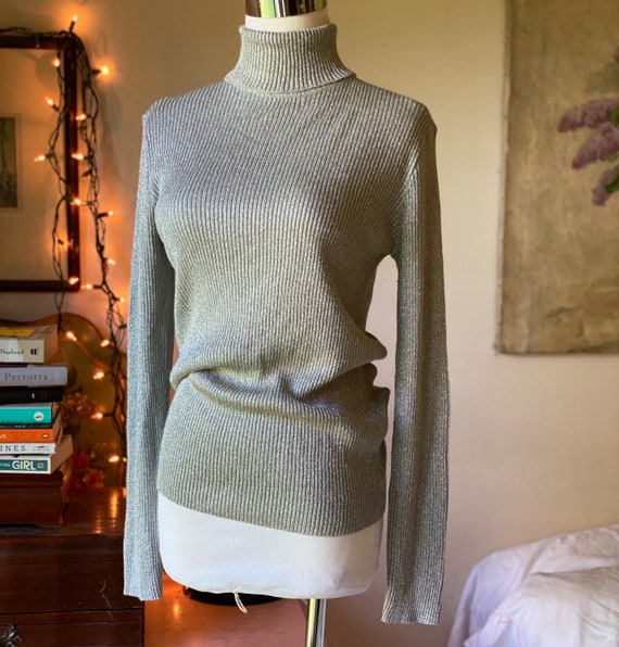 Silver lurex ribbed fitted turtleneck sweater back