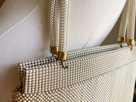 Vintage 50’s off white metal mesh purse Whiting &… - image 4