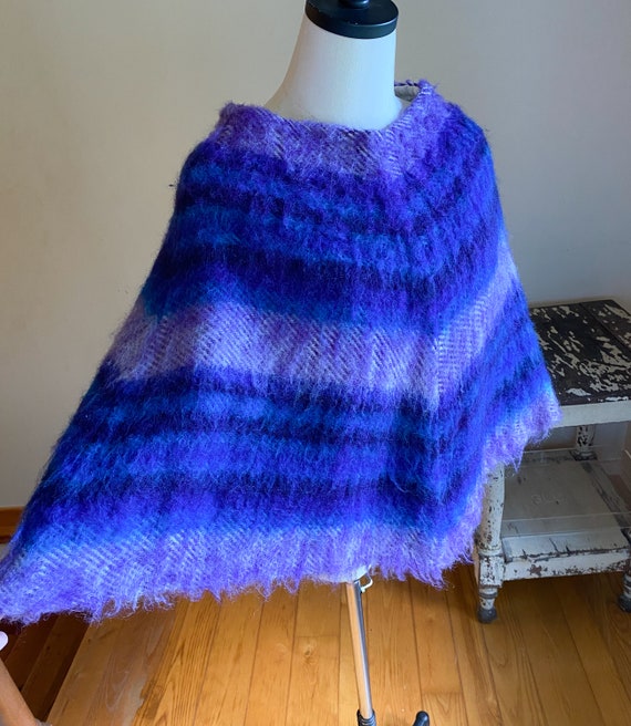 Vintage 70’s wool poncho purple & blue stripe sha… - image 4