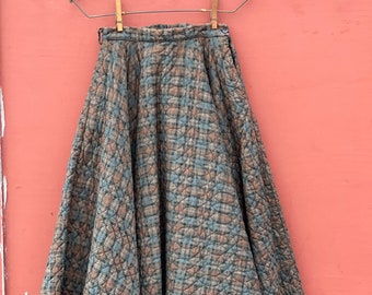 1950s Quilted Circle Skirt-Brown Black Plaid-Handmade-Cozy-Spring-Fall-Midcentury-Womens Fashion-Small-Full-50s dress-Warm-Vintage