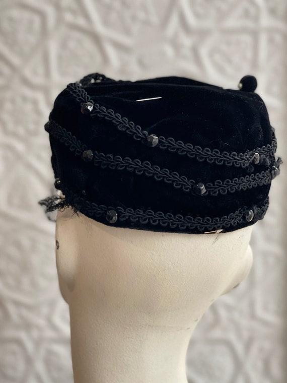 Midcentury black velvet pillbox hat-studded-net-f… - image 7