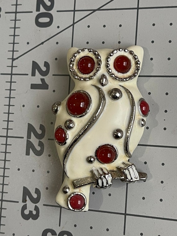 Lanvin Paris Signed Vintage Owl Brooch-Red Glass … - image 6