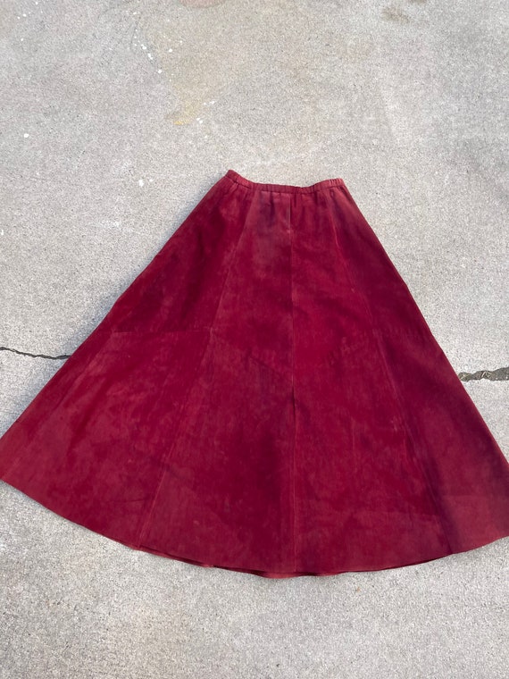 Vintage 1970s Abercrombie Fitch Merlot red suede … - image 3
