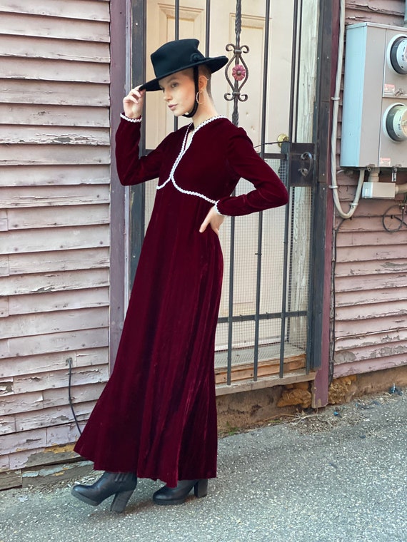 Blood Red Brick Wine Velvet Maxi Dress-1980s Does… - image 2