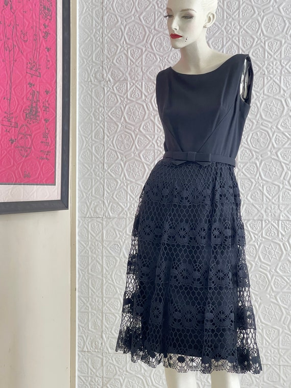 1950s Little Black dress-crochet lace skirt-class… - image 1