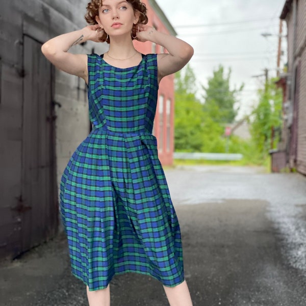 1950s Sleeveless Fit and Flare Plaid Daydress-Womenswear-Ladies-femme-blue green-Autumn-Fashion-Midcentury-Maisel-50s daywear-dress-small