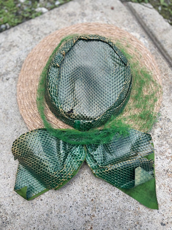 Rare and Wild Vintage Straw Bonnet with green rep… - image 3