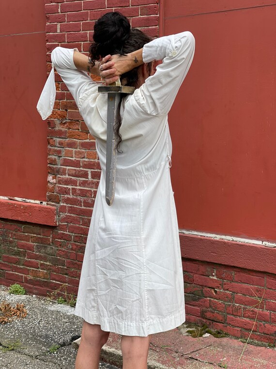 1920s Antique White Cotton Nurse Uniform Dress-Mi… - image 6