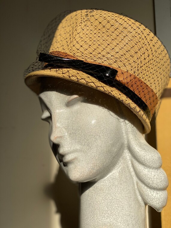 Pill Box womens Formal Fashion Accessories Mid Century Collectible Vintage Ladies Black Straw Hat with Velvet Bow and Netting Tilt Hat