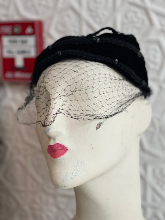 Midcentury black velvet pillbox hat-studded-net-f… - image 10