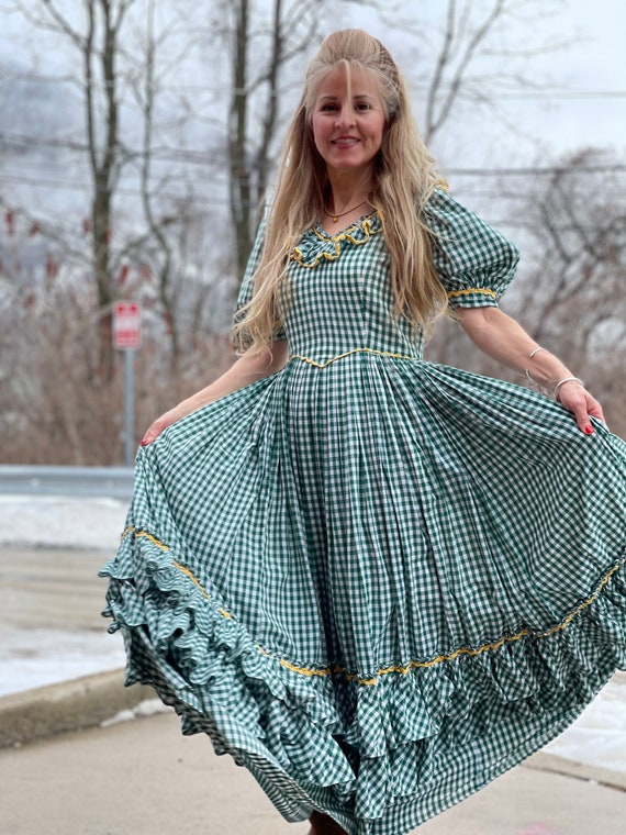 Country Cottage Green Gingham Picnic Maxi Dress-theatrical Costume