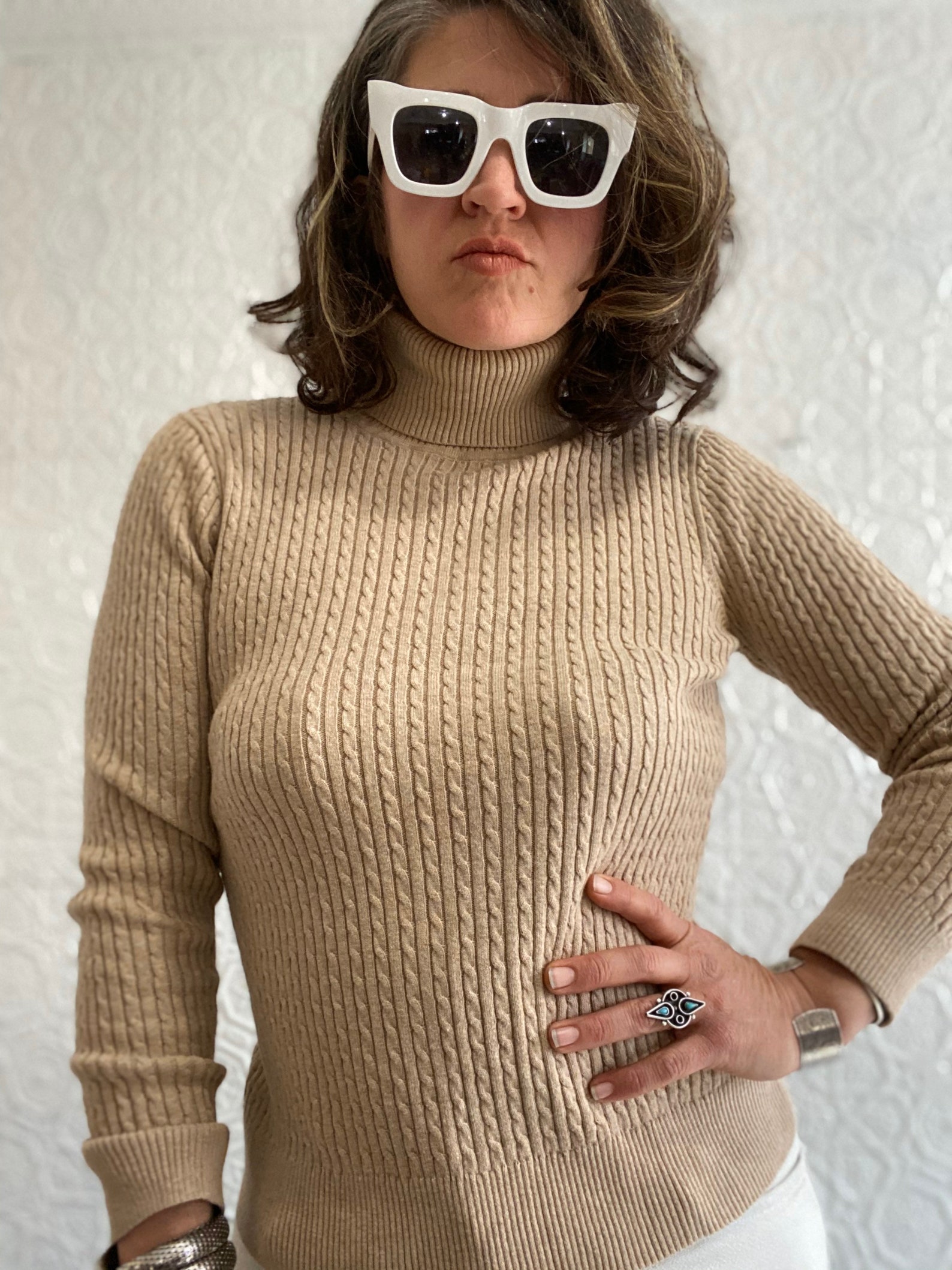 90s turtleneck outfit