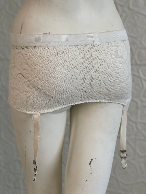 Midcentury Shaping Girdle-garter Belt-white Lace-spandex-new Old  Stock-small Waist Cincher-lingerie-corset-shapewear-50s-60s Vintage -   Canada