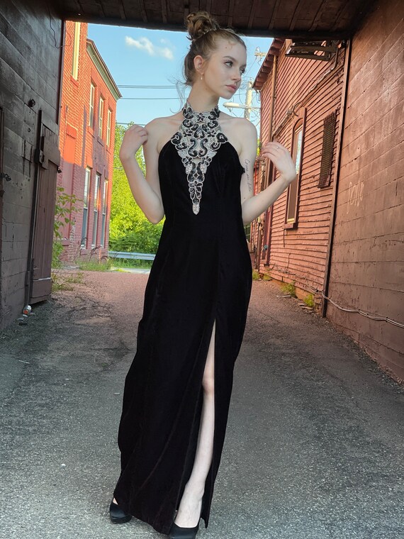 1980s Halter Neck Beaded Black Velvet Evening Gown - image 4