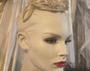 Vintage 1940s Wedding Veil-Crown-Pearl-Floral-Romantic-Femme-Bridal-Marriage-Net-Tulle