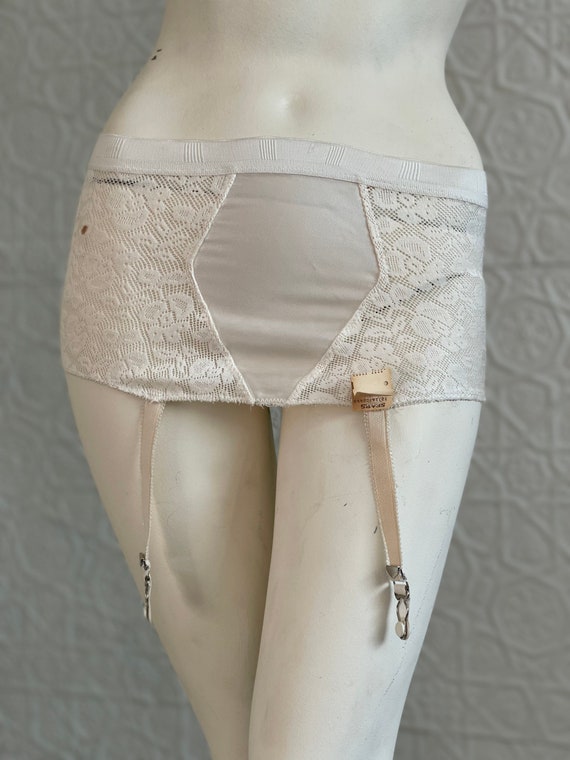 Midcentury Shaping Girdle-garter Belt-white Lace-spandex-new Old  Stock-small Waist Cincher-lingerie-corset-shapewear-50s-60s Vintage -   Canada