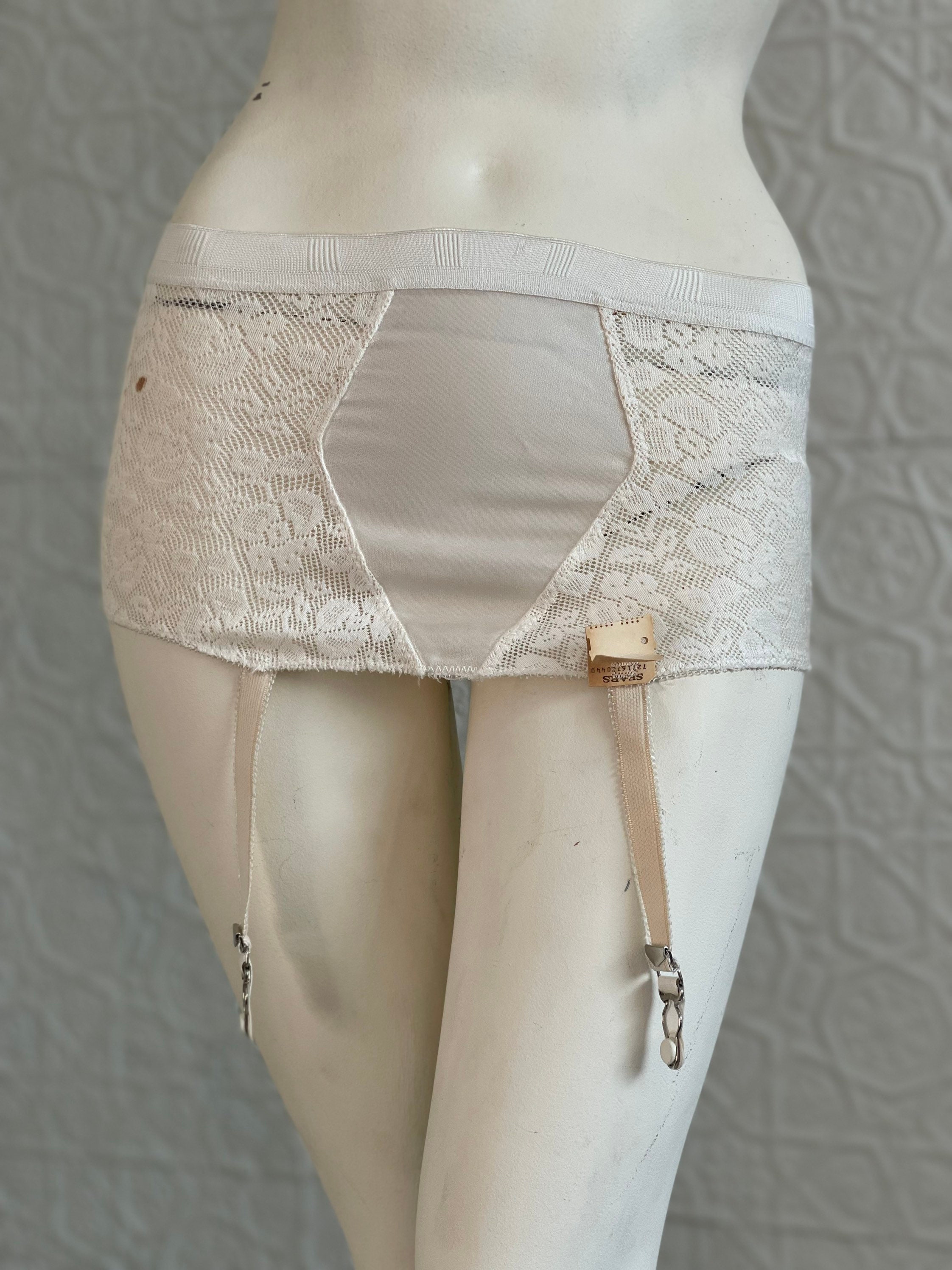 Midcentury Shaping Girdle-garter Belt-white Lace-spandex-new Old  Stock-small Waist Cincher-lingerie-corset-shapewear-50s-60s Vintage 