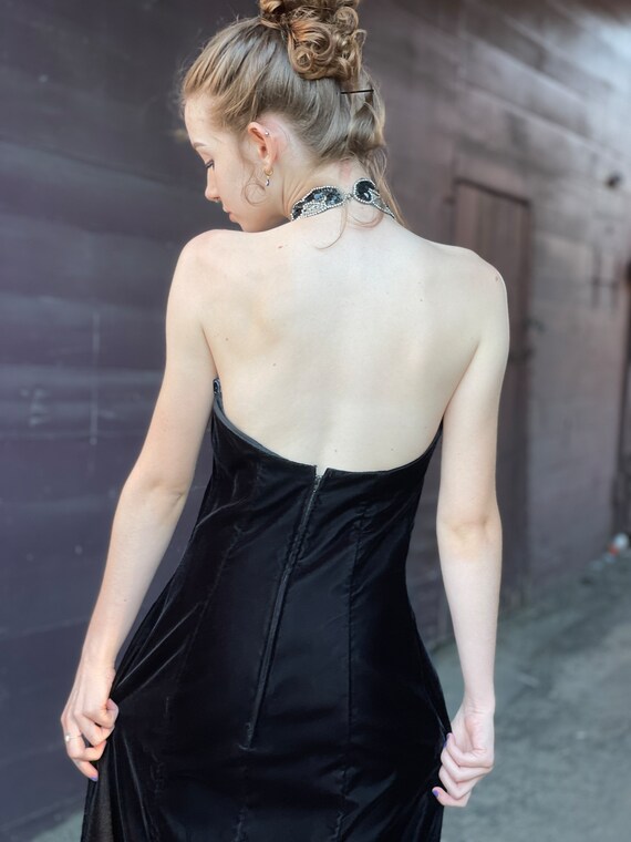 2000'S bue velvet halter gown