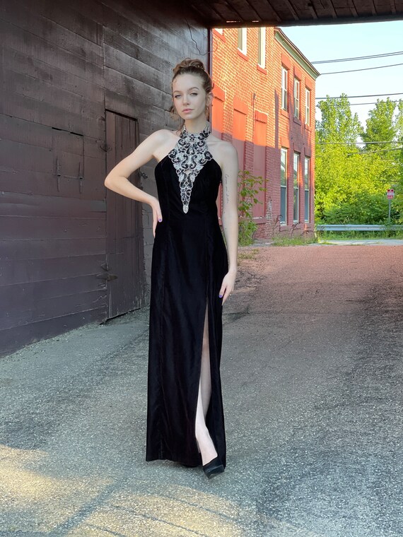 1980s Halter Neck Beaded Black Velvet Evening Gown - image 3