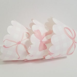Cupcake Wrapper, Rosa Vichykaro Papier, Cupcake Wrapper, Rosa Vichykaro Dekoration, Rosa Vichykaro Party, Rosa Schleifen, Gingham und Bögen