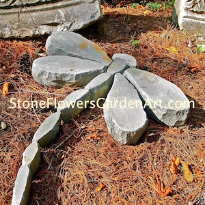 Flores de piedra, arte de jardín, libélula, arenisca tallada a mano