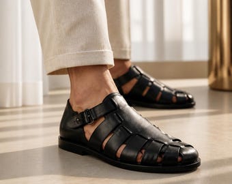 Ny handgjord svart sandal i rent läder för män