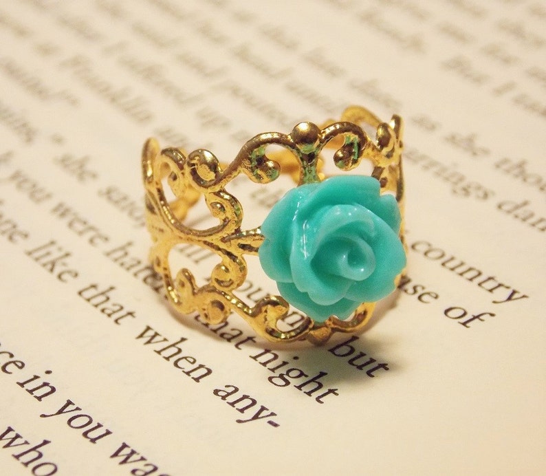 Romantic Rose Ring