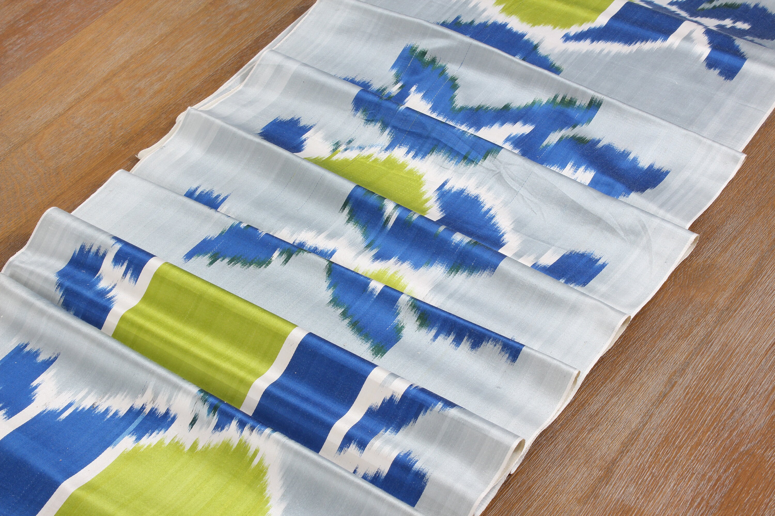 福袋特集 2024 8.37 Fabric Ikat Meters and Silk Handwoven Handmade Uzbek アート・デザイン・音楽