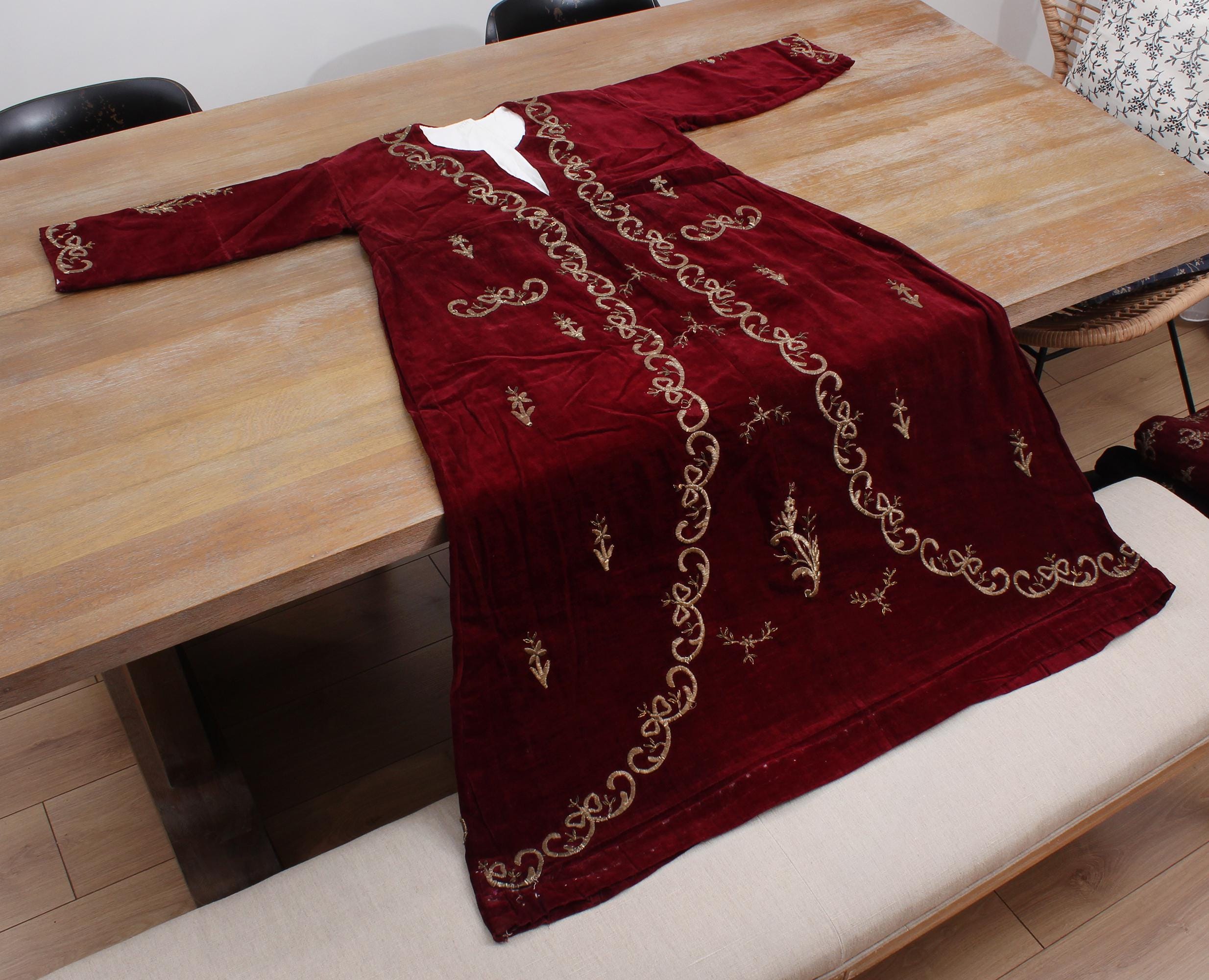 Dress, Bindalli Dress, Old Anatolian Dress, 50.39" x 49.21" Old Handmade Costume, Vintage Costume, FAST SHIPMENT FedEx or UPS - 12975