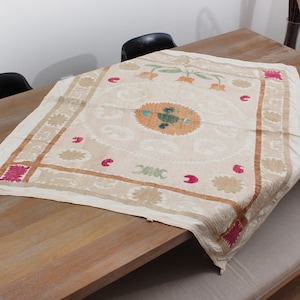 Pastel Suzani, Suzani Throw, Suzani Bedspread, 3.44&#39; x 4.10&#39; Suzani Wall Hanging, Suzani Tapestry, Suzani Table Cover, FAST with FEDEX-13110
