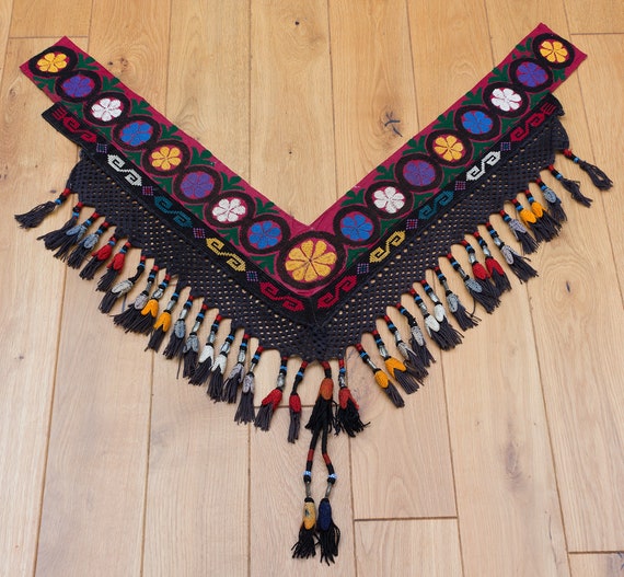 11.42" x 46.46" Tassel Vintage Uzbek Tassel Segush
