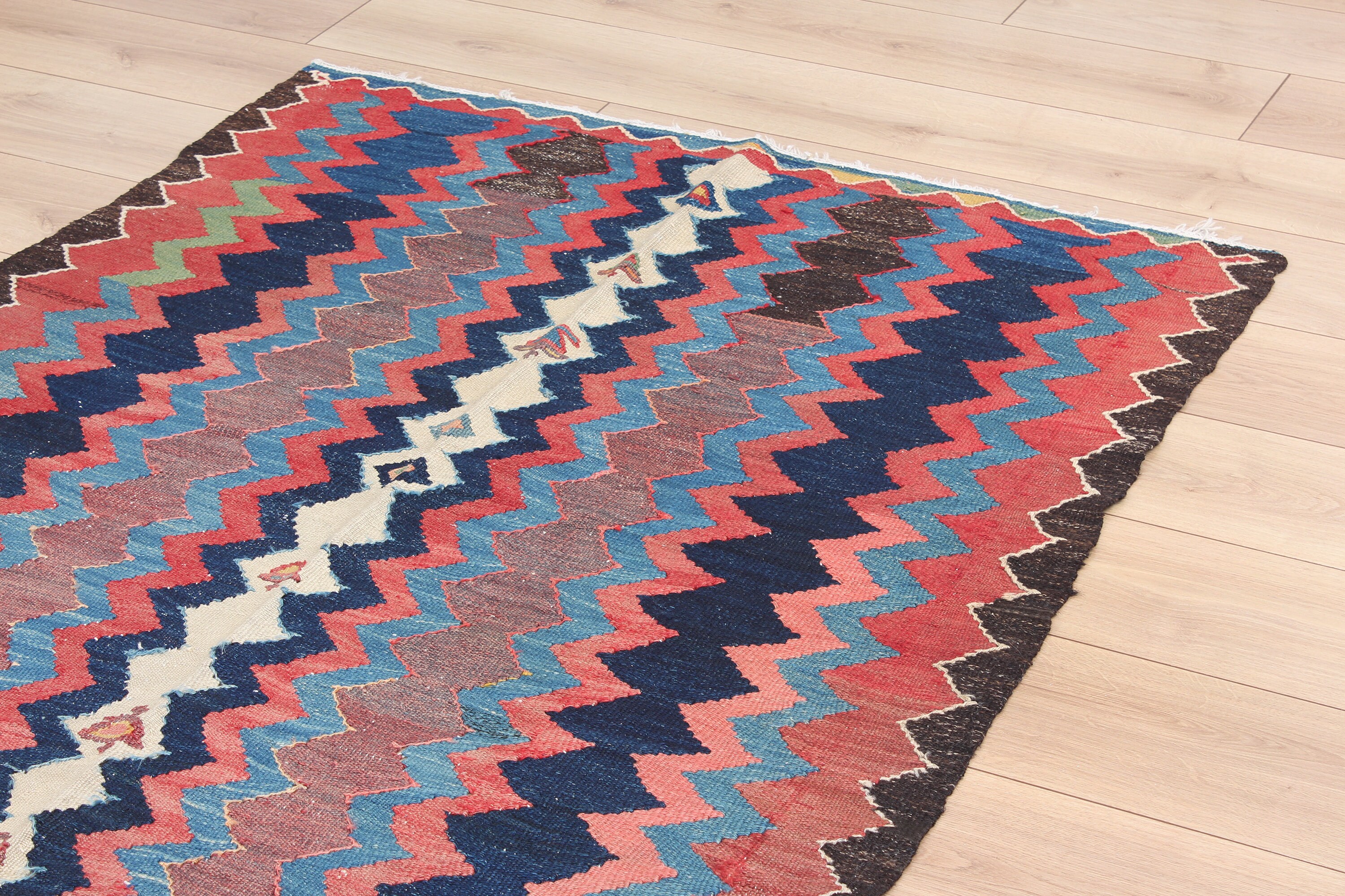 アンティークコーカサス キリム シルヴァンキリム アンティーク キリム 19世紀（約1880年）に