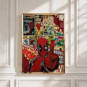 Può includere: Una stampa artistica da parete rettangolare con una grande illustrazione centrale del personaggio Deadpool in un costume rosso e nero, che punta in avanti. Lo sfondo è un collage di vari pannelli di fumetti con accenti rossi, gialli e neri.